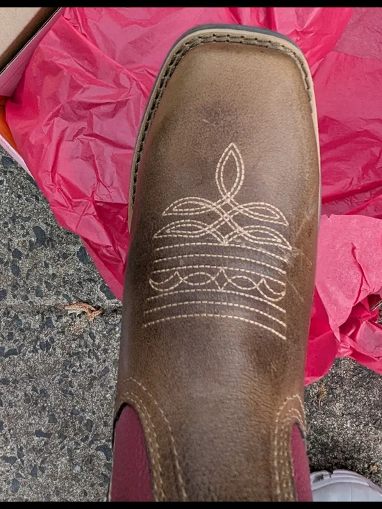 Justin Western Chellie Ankle Boots with Star-Spangled Design (new) - Picture 4 of 11